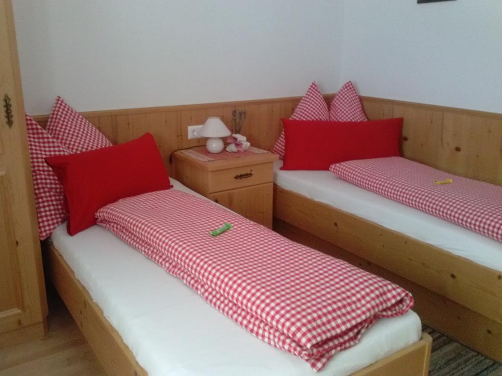 Ferienwohnung Suntinger Iselsberg Chambre photo